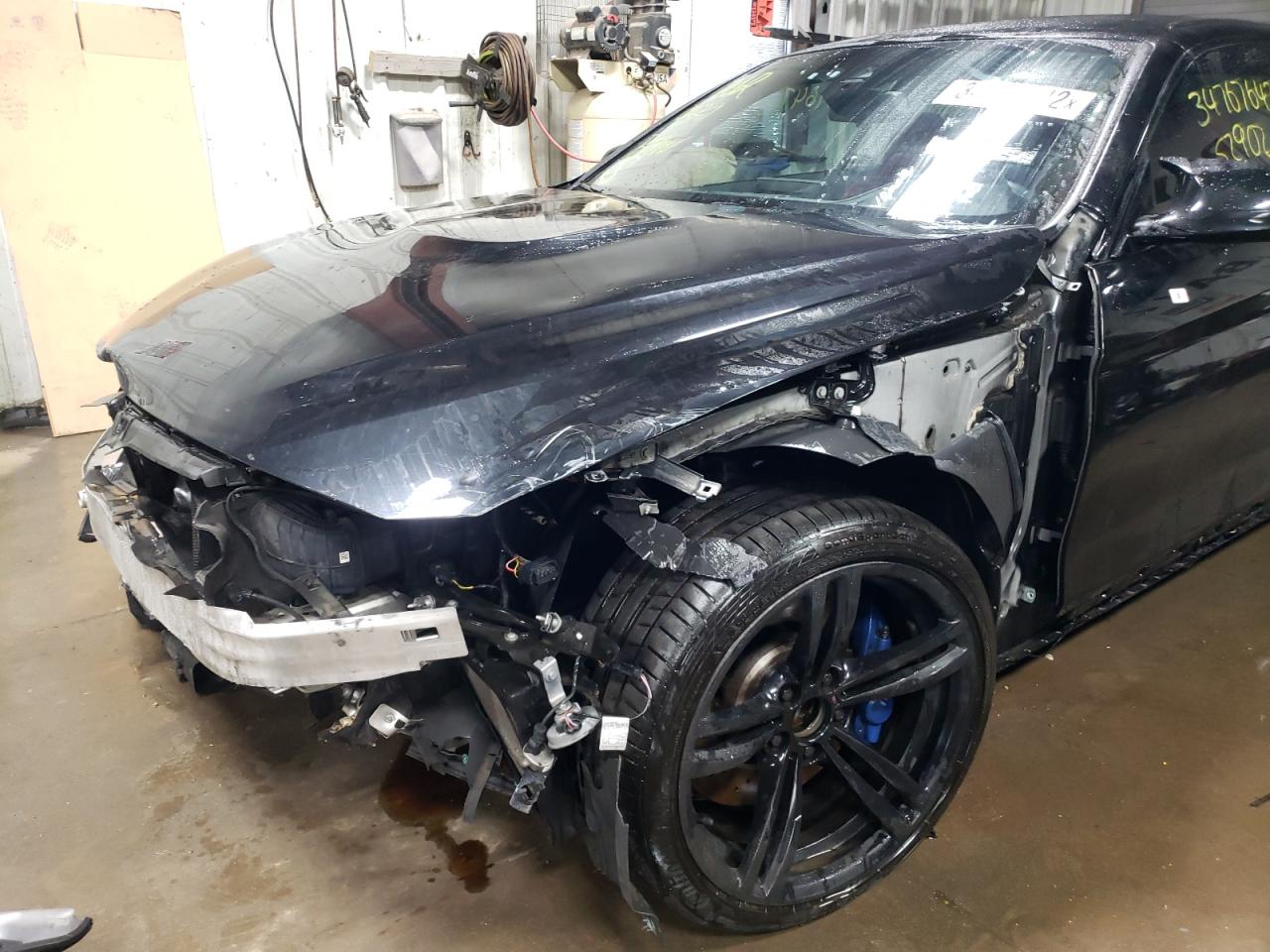 Photo 9 from auction – 2015 BMW M4 with VIN WBS3U9C59FP968183