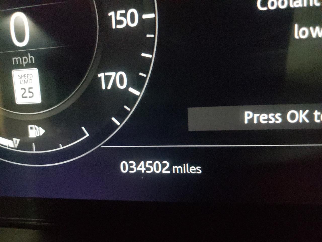 Photo 8 from auction – 2018 LAND ROVER RANGE ROVE with VIN SALYL2RV9JA771887
