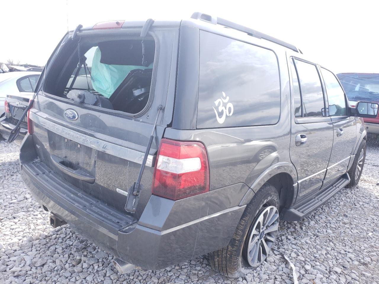Photo 4 from auction – 2017 FORD EXPEDITION with VIN 1FMJU1HT8HEA11965