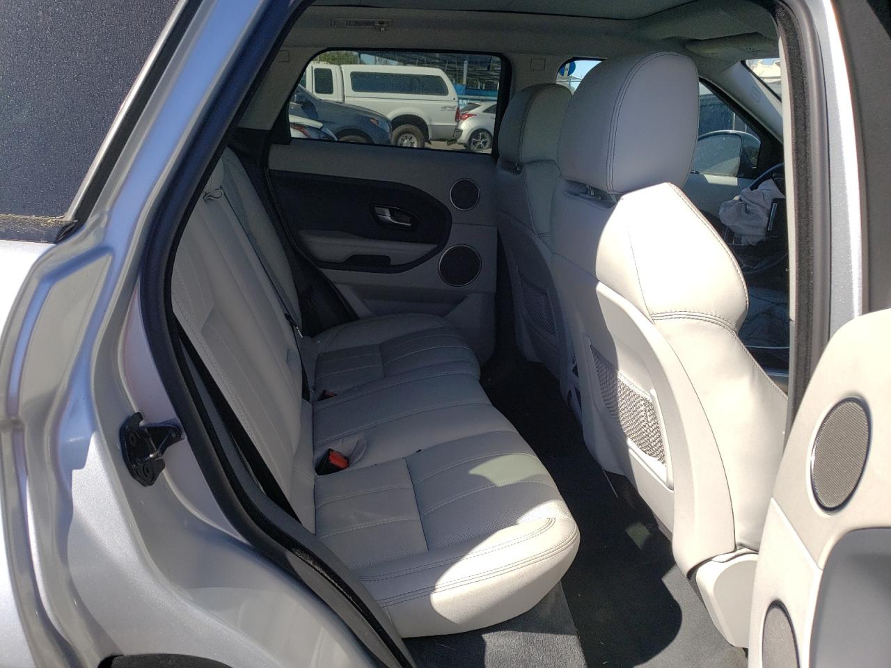 Photo 6 from auction – 2015 LAND ROVER RANGE ROVE with VIN SALVV2BG3FH048950