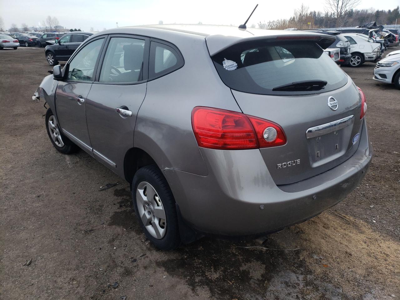 Photo 3 from auction – 2013 NISSAN ROGUE S with VIN JN8AS5MT1DW036710