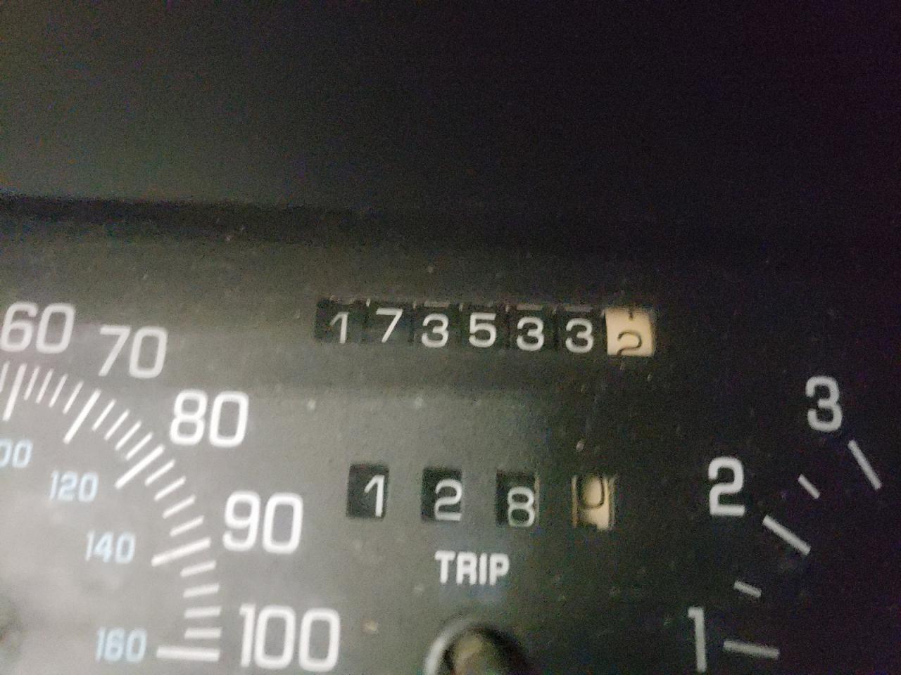 Photo 8 from auction – 1998 BUICK LESABRE LI with VIN 1G4HR52K6WH503834