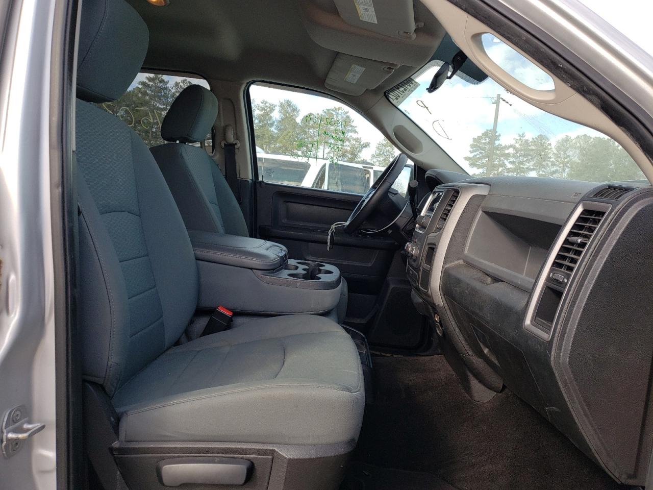 Photo 5 from auction – 2014 RAM 1500 ST with VIN 1C6RR6KT9ES149291
