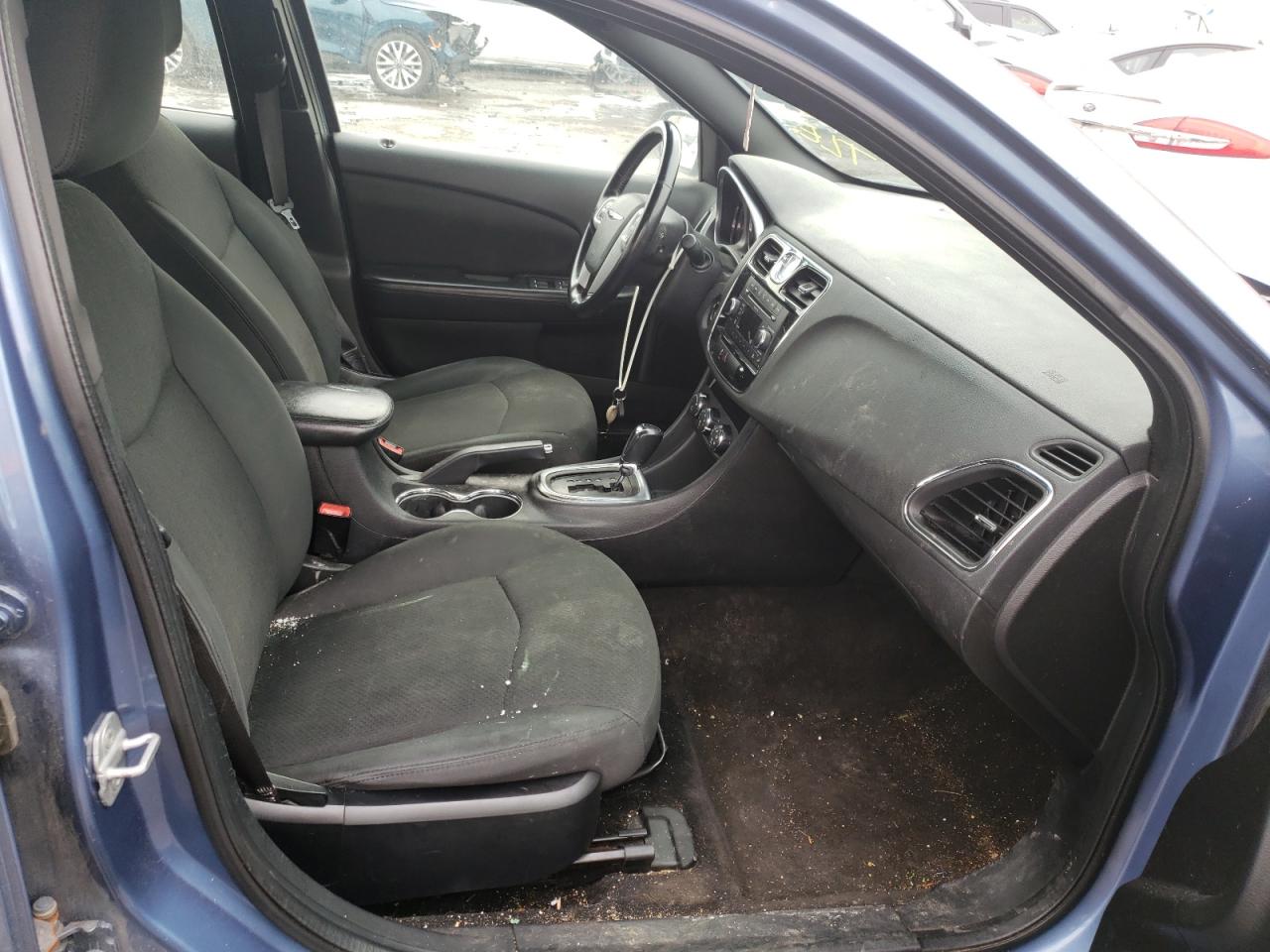 Photo 5 from auction – 2011 CHRYSLER 200 TOURIN with VIN 1C3BC1FB6BN588690