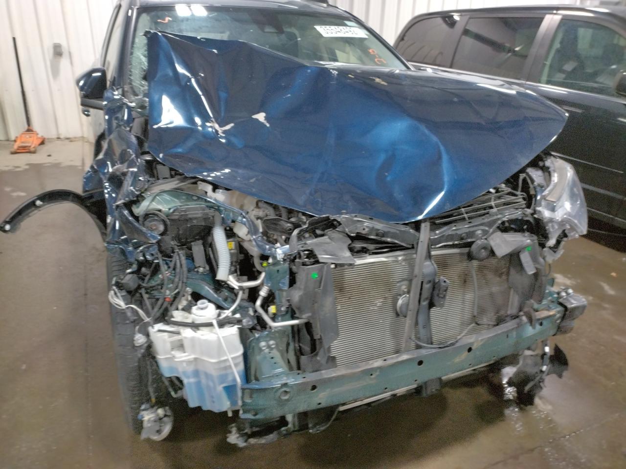 Photo 9 from auction – 2018 TOYOTA RAV4 ADVEN with VIN JTMRFREV7JJ228782