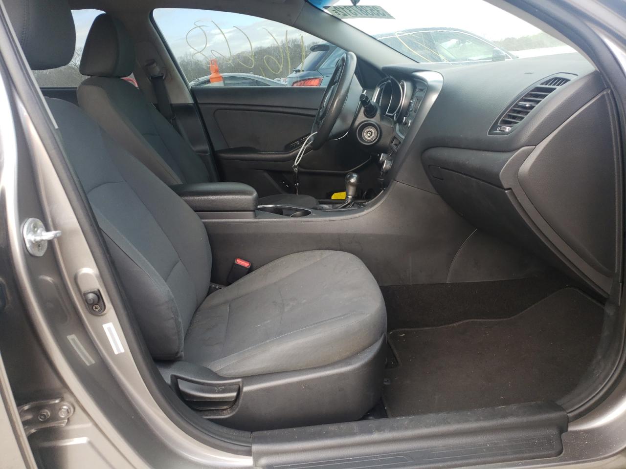 Photo 5 from auction – 2015 KIA OPTIMA LX with VIN 5XXGM4A79FG416934