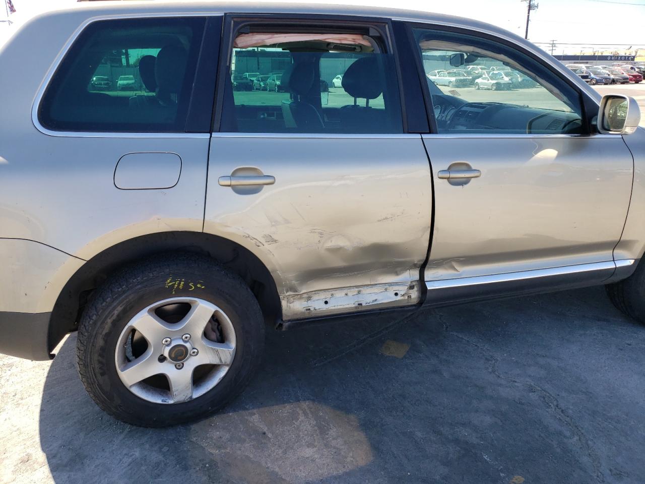 Photo 9 from auction – 2004 VOLKSWAGEN TOUAREG 3. with VIN WVGBC77L84D041799