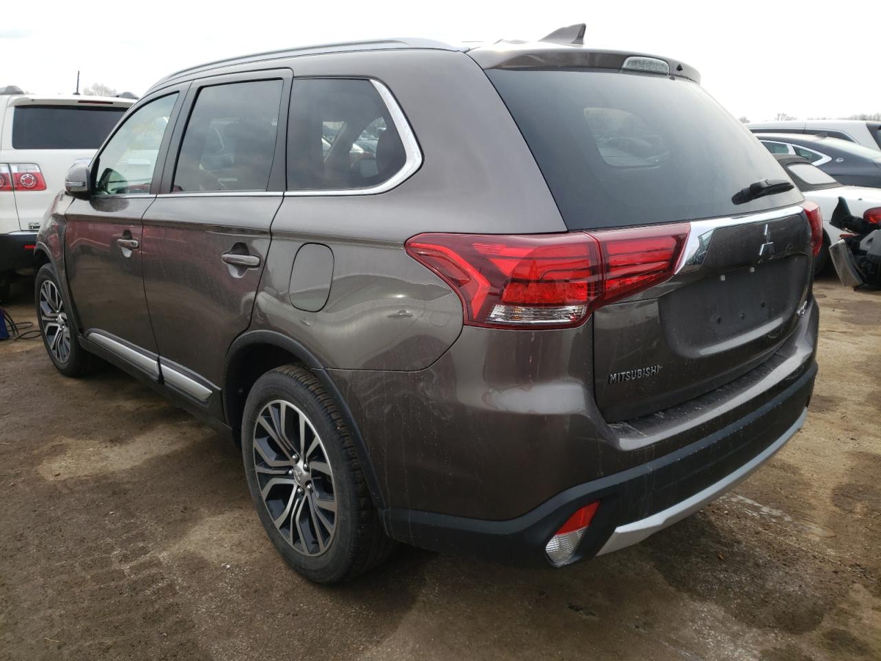 Photo 3 from auction – 2018 MITSUBISHI OUTLANDER with VIN JA4AD3A35JZ061046