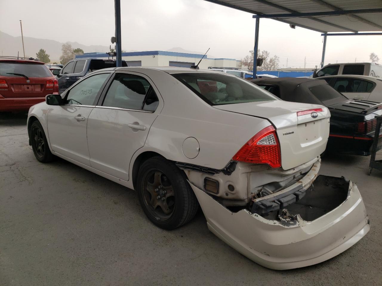 Photo 3 from auction – 2011 FORD FUSION SE with VIN 3FAHP0HA3BR282140