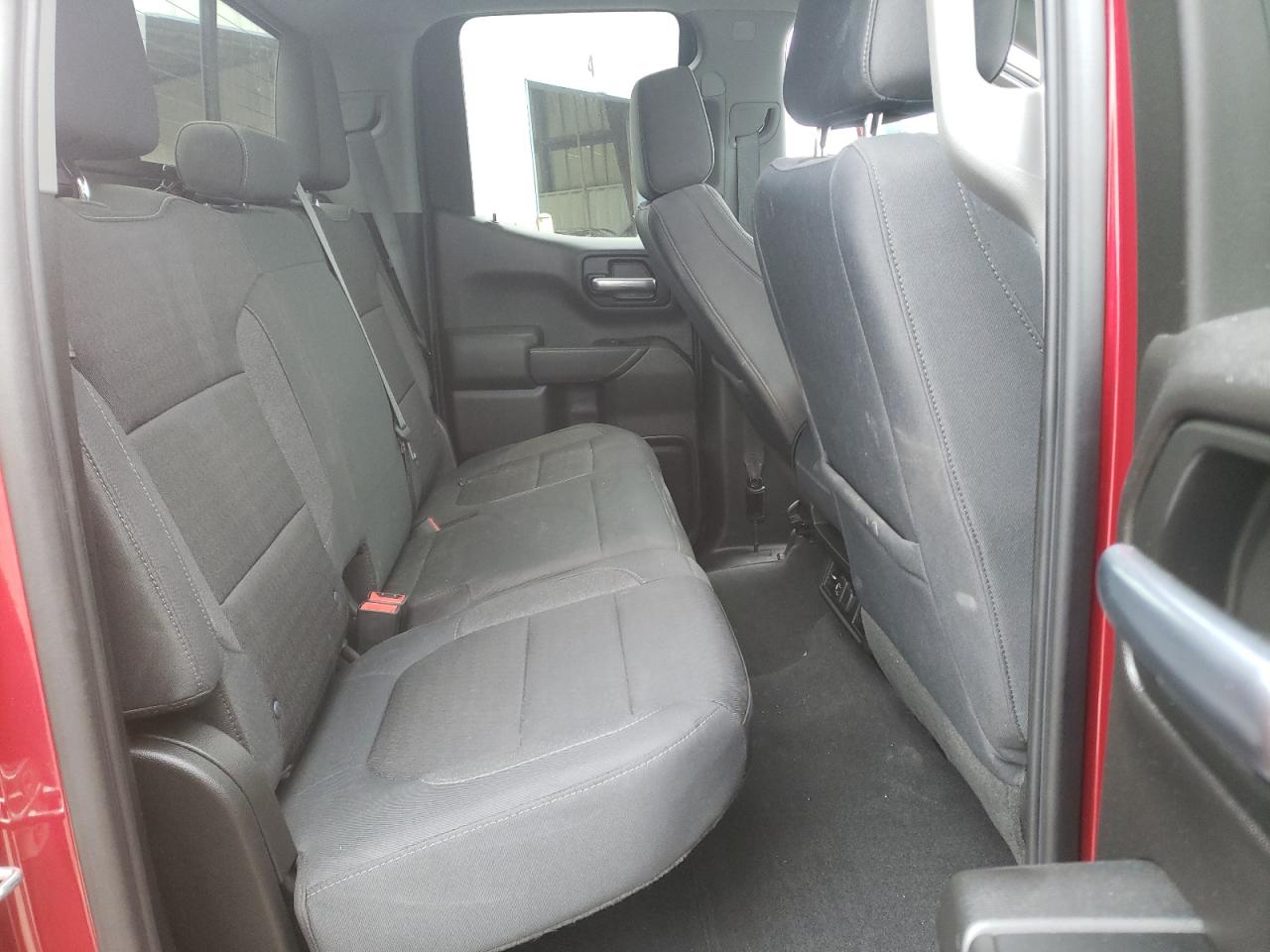 Photo 6 from auction – 2019 CHEVROLET SILVERADO with VIN 1GCRYDED2KZ279176