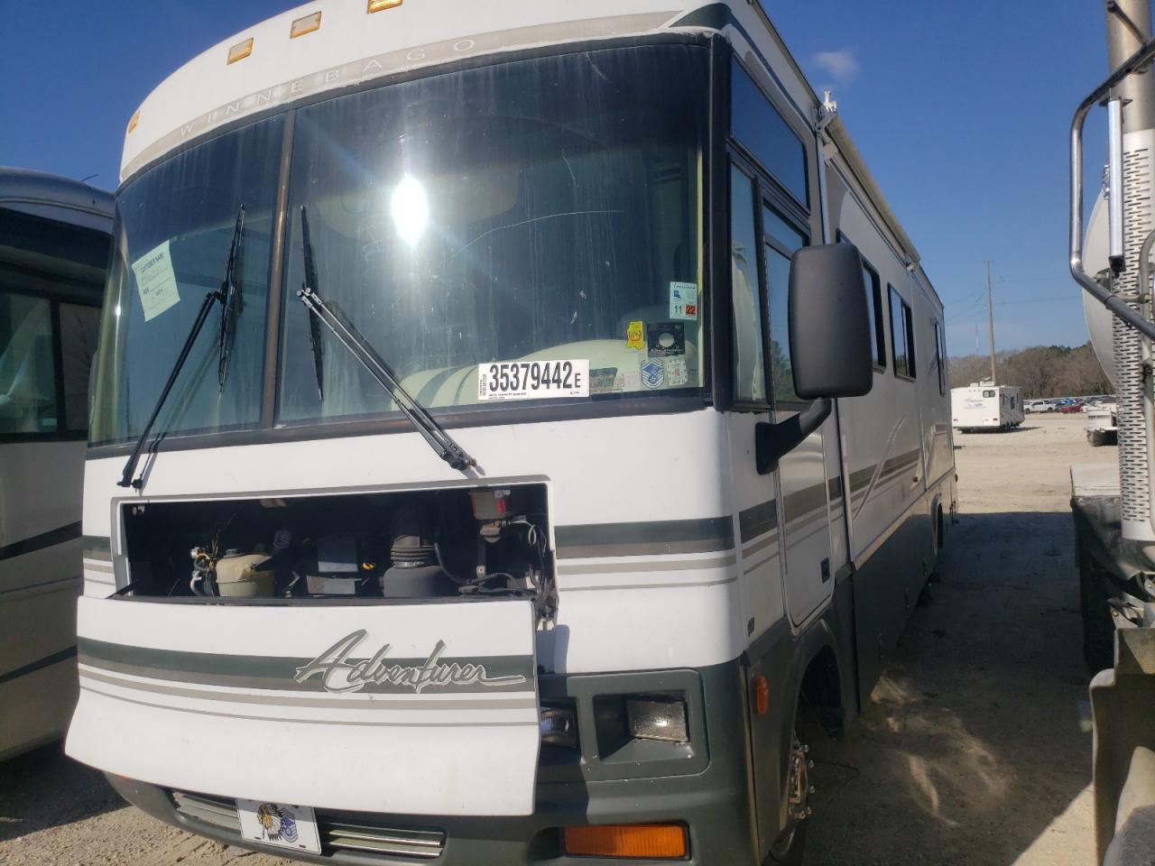 Photo 2 from auction – 2001 WINNEBAGO ADVENTURER with VIN 1FCNF53S210A16460