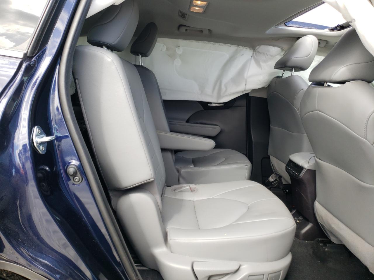 Photo 6 from auction – 2021 TOYOTA HIGHLANDER with VIN 5TDGZRAH7MS087394
