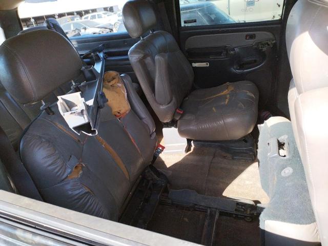 Photo 6 from auction – 2002 CHEVROLET SUBURBAN K with VIN 3GNFK16Z32G147922