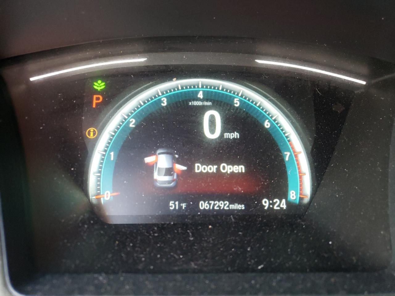 Photo 8 from auction – 2017 HONDA CIVIC EX with VIN 19XFC2F75HE003173
