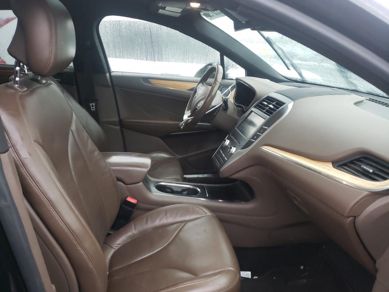 Photo 5 from auction – 2015 LINCOLN MKC with VIN 5LMTJ2AH4FUJ12630