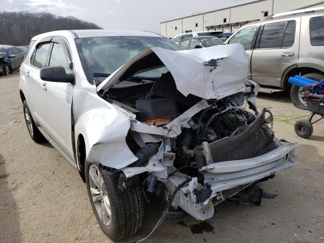 CHEVROLET EQUINOX LS 2015 with VIN 2GNALAEK1F1144334 - Photo from auction