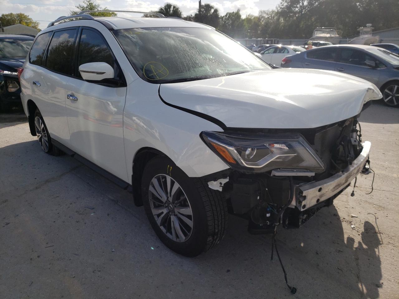 NISSAN PATHFINDER 2019 with VIN 5N1DR2MN5KC612569 - Photo from auction