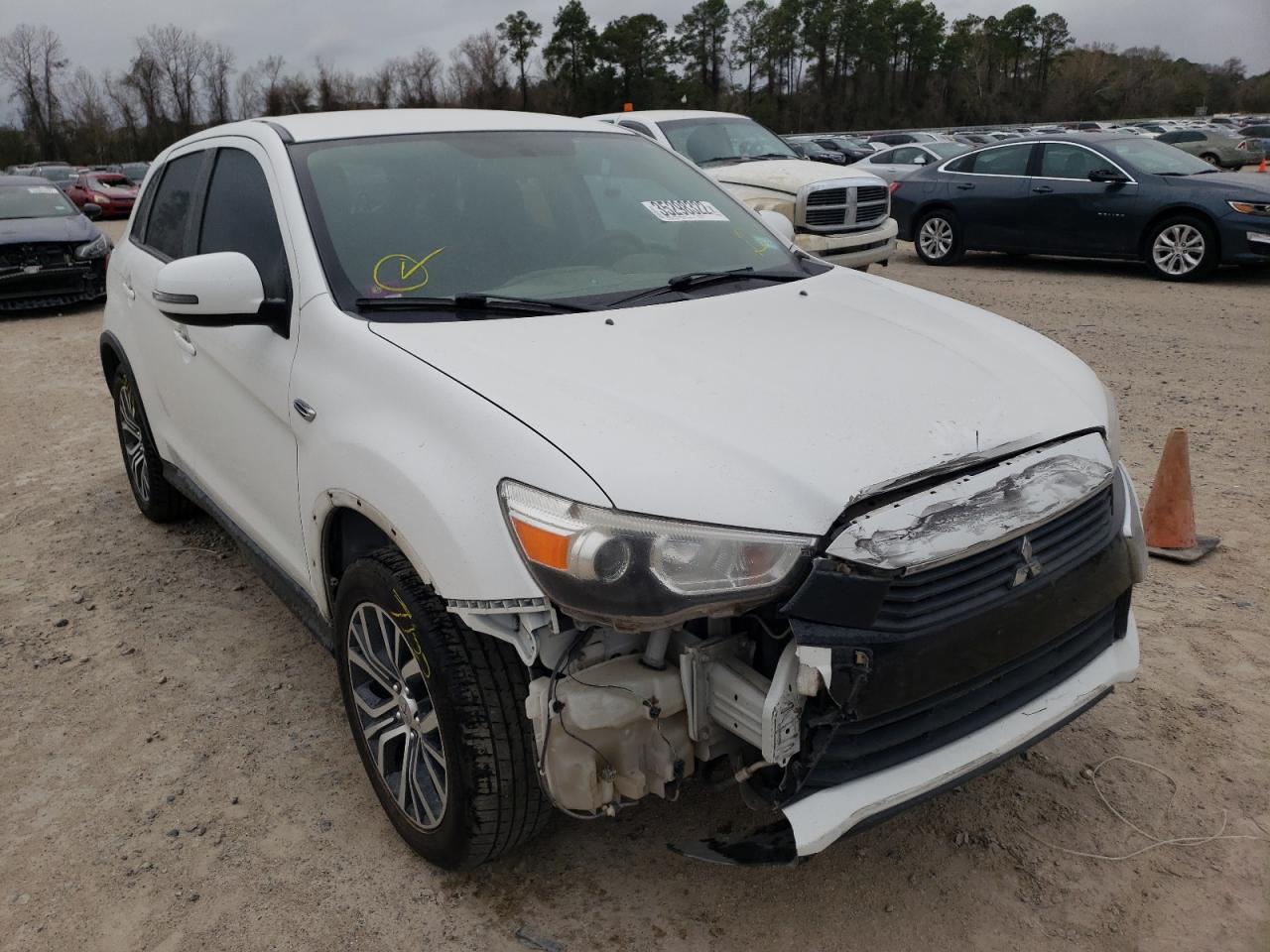 MITSUBISHI OUTLANDER 2016 with VIN JA4AP3AU9GZ065528 - Photo from auction