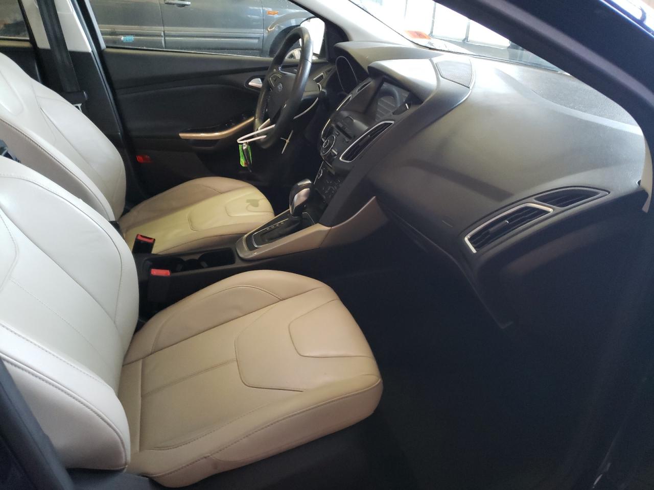 Photo 5 from auction – 2017 FORD FOCUS TITA with VIN 1FADP3J23HL207044