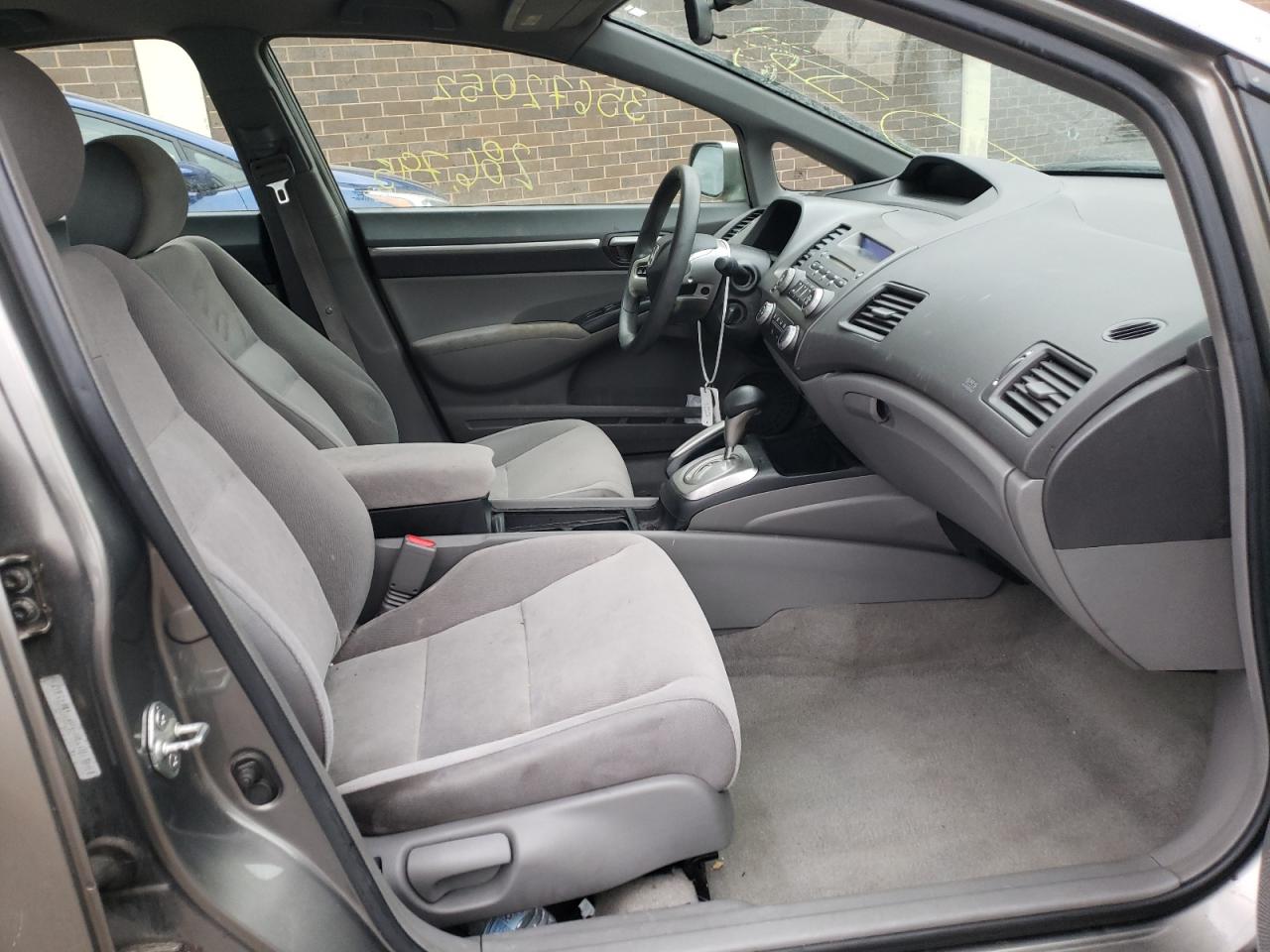 Photo 5 from auction – 2006 HONDA CIVIC with VIN 1HGFA16886L148769