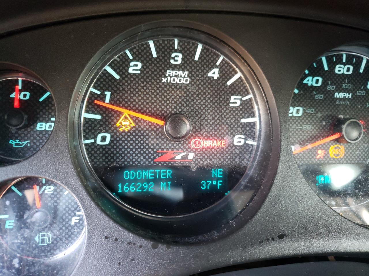 Photo 8 from auction – 2010 CHEVROLET TAHOE K150 with VIN 1GNUKBE08AR286233