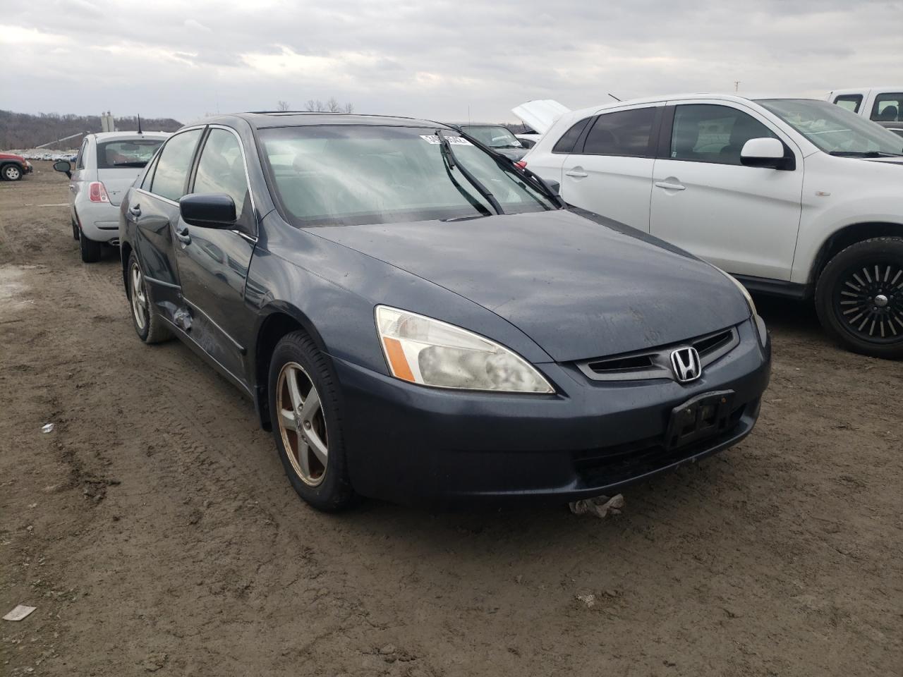 HONDA ACCORD 2003 with VIN JHMCM56763C057307 - Photo from auction
