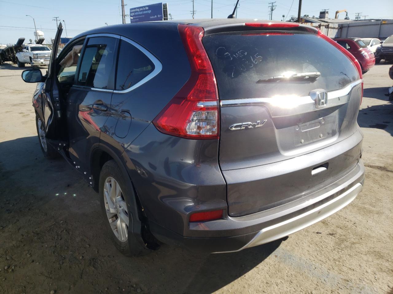 Photo 3 from auction – 2015 HONDA CR-V EX with VIN 3CZRM3H55FG711222