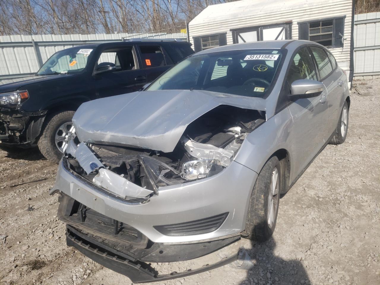 Photo 2 from auction – 2017 FORD FOCUS SE with VIN 1FADP3K2XHL225930
