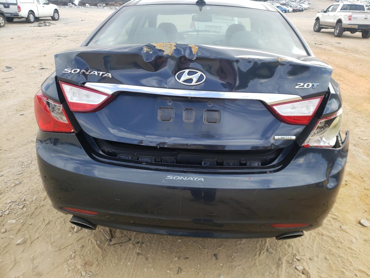 Photo 9 from auction – 2012 HYUNDAI SONATA SE with VIN 5NPEC4AB4CH335113
