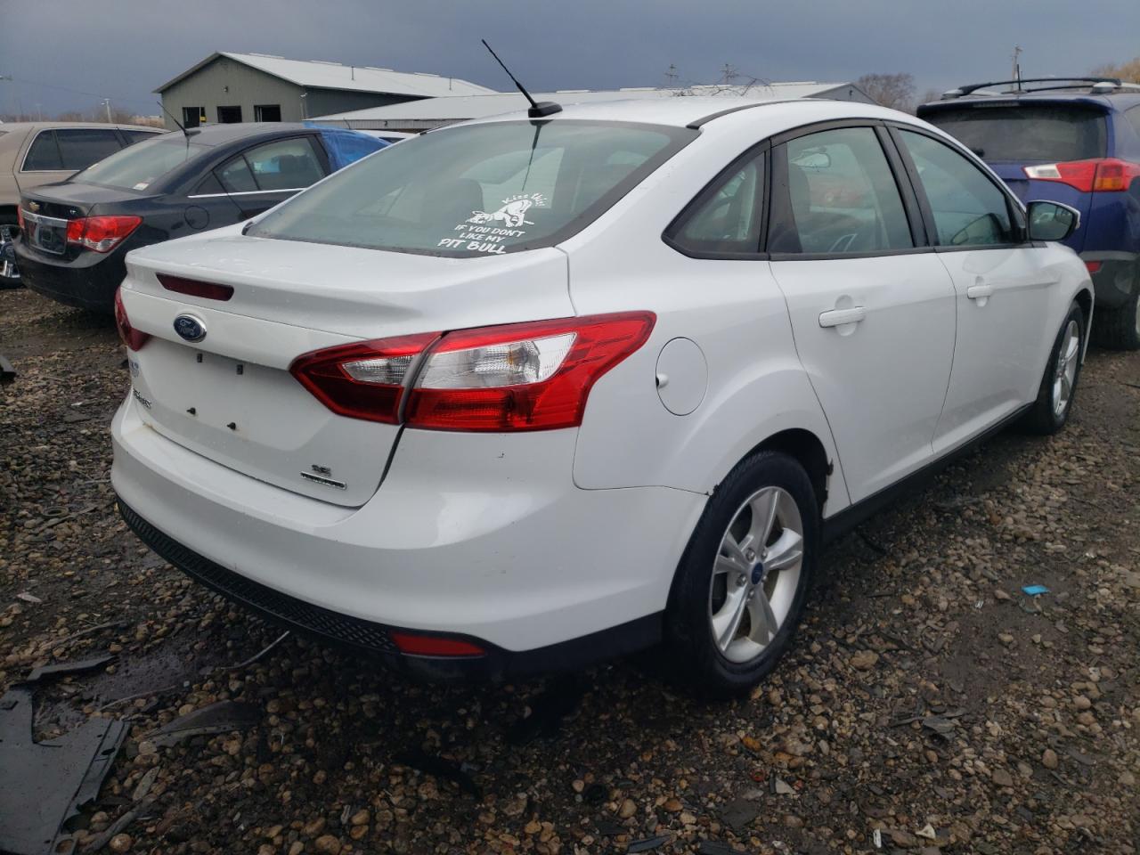 Photo 4 from auction – 2014 FORD FOCUS SE with VIN 1FADP3F28EL373998
