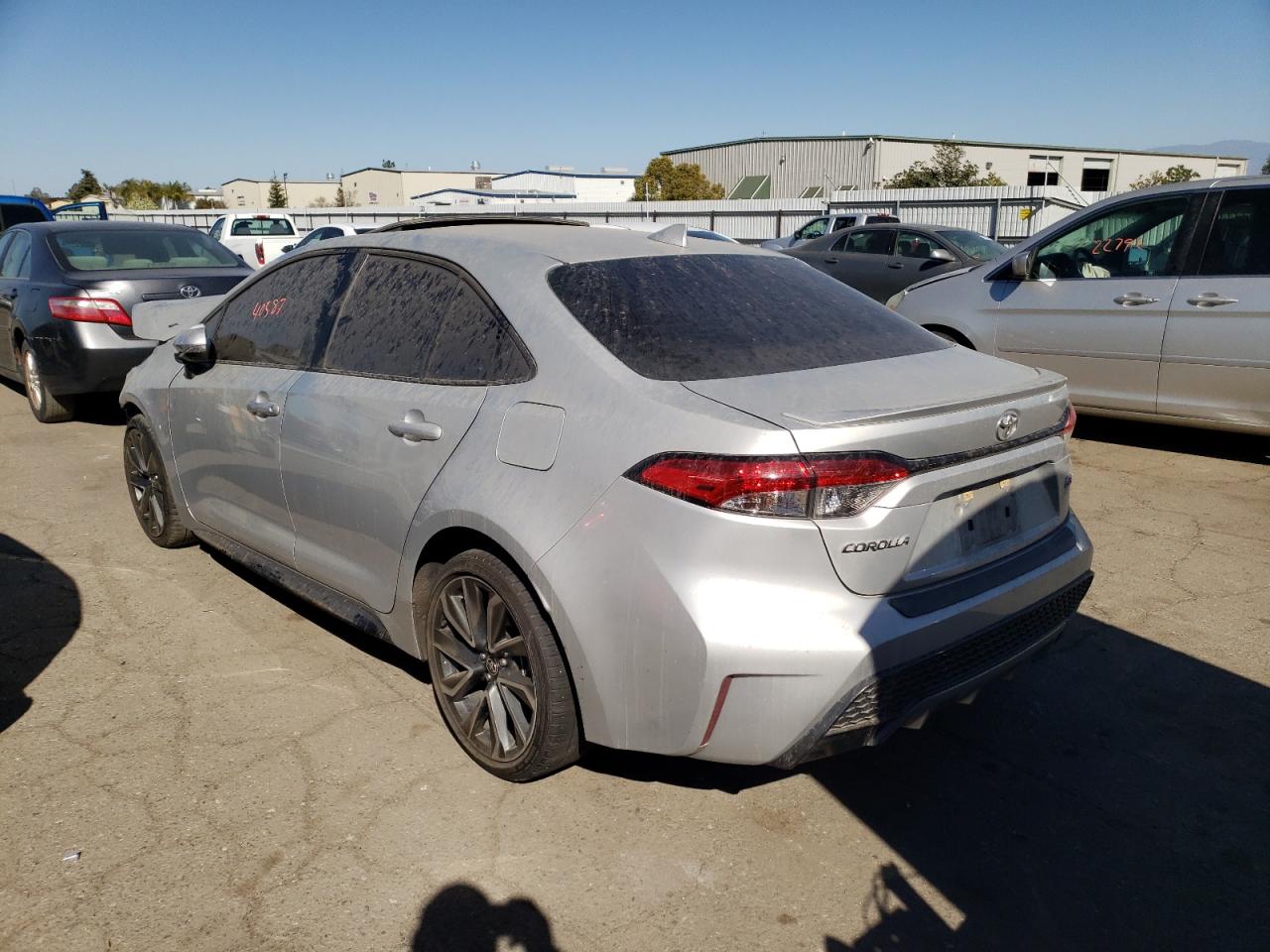 Photo 3 from auction – 2020 TOYOTA COROLLA SE with VIN 5YFP4RCE6LP023291