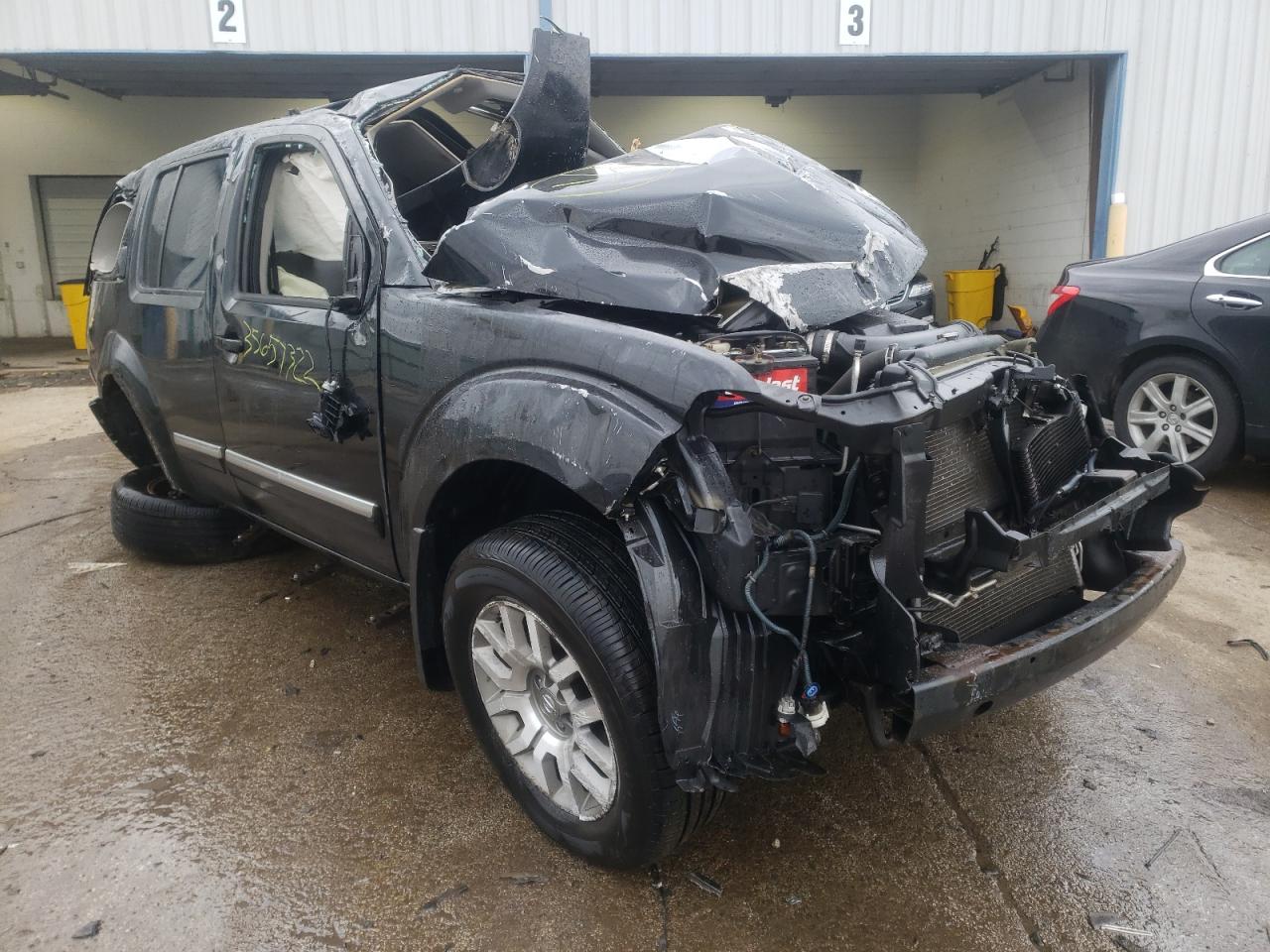 NISSAN PATHFINDER 2011 with VIN 5N1AR1NBXBC622161 - Photo from auction