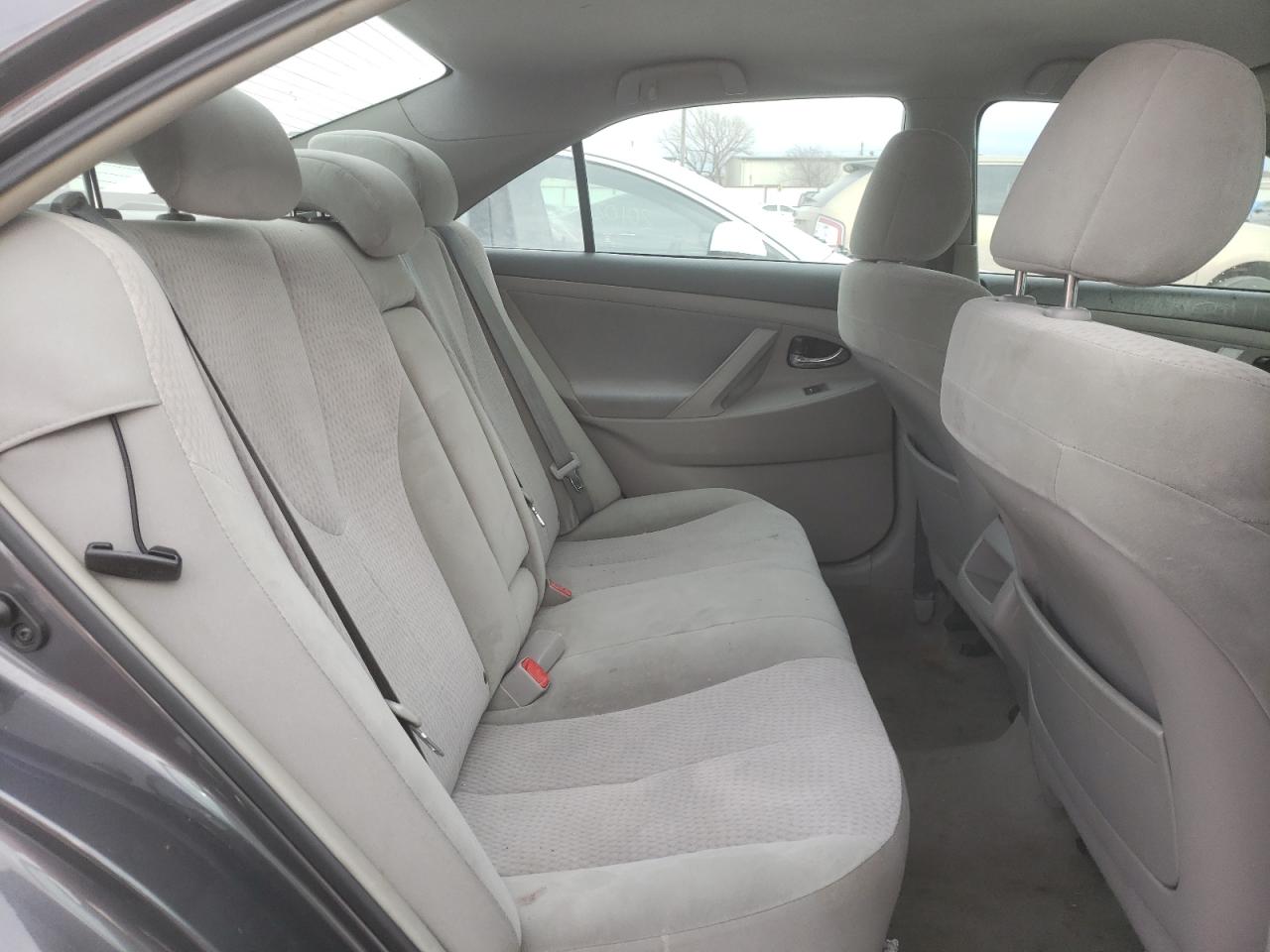 Photo 6 from auction – 2010 TOYOTA CAMRY BASE with VIN 4T4BF3EKXAR070488