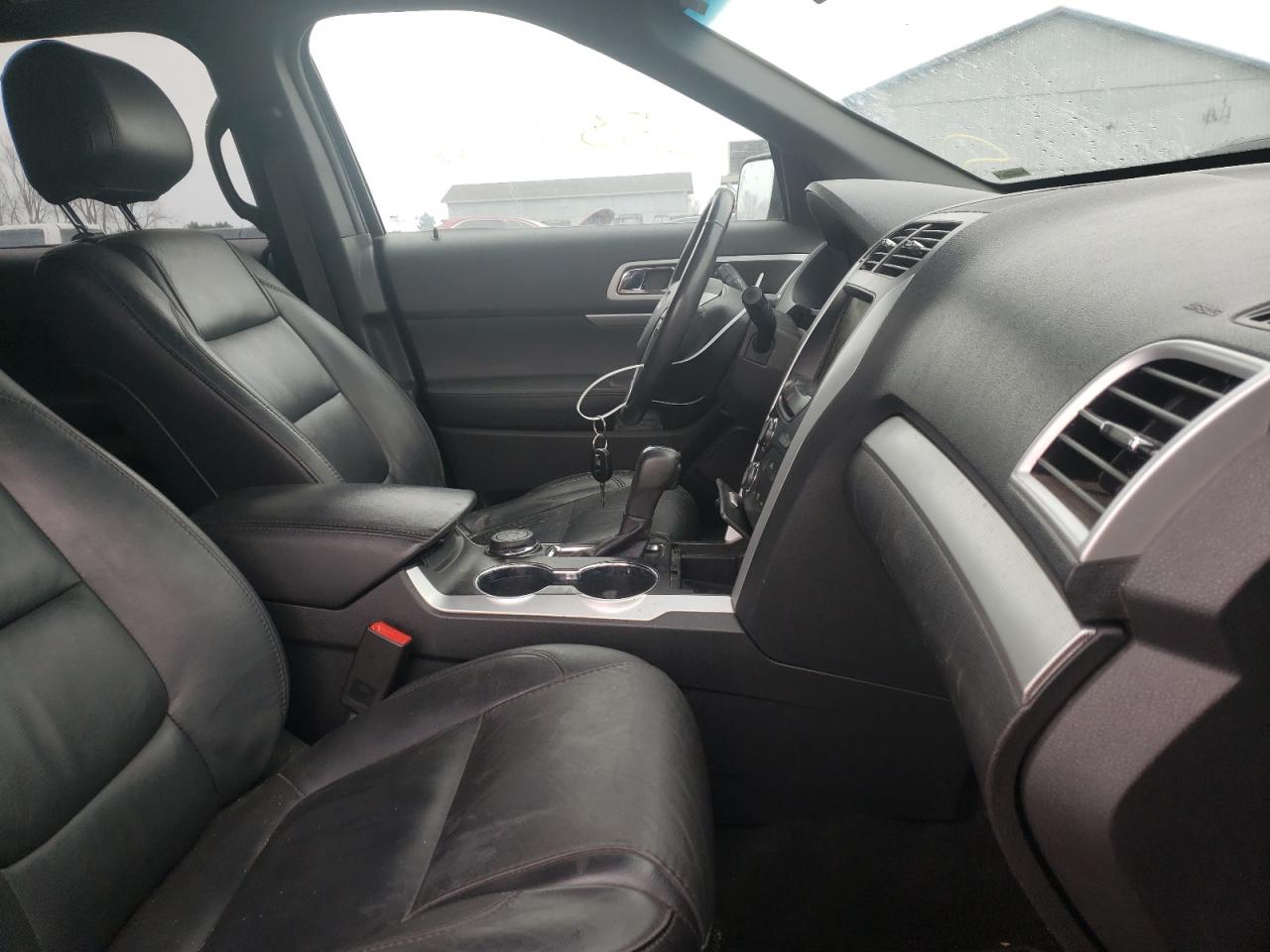 Photo 5 from auction – 2015 FORD EXPLORER X with VIN 1FM5K8D80FGB80008