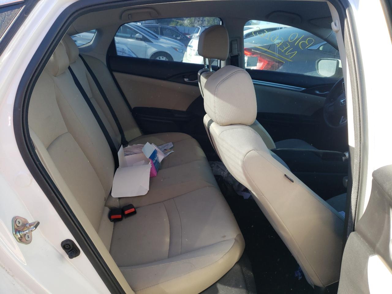 Photo 6 from auction – 2016 HONDA CIVIC LX with VIN 19XFC2F52GE226283