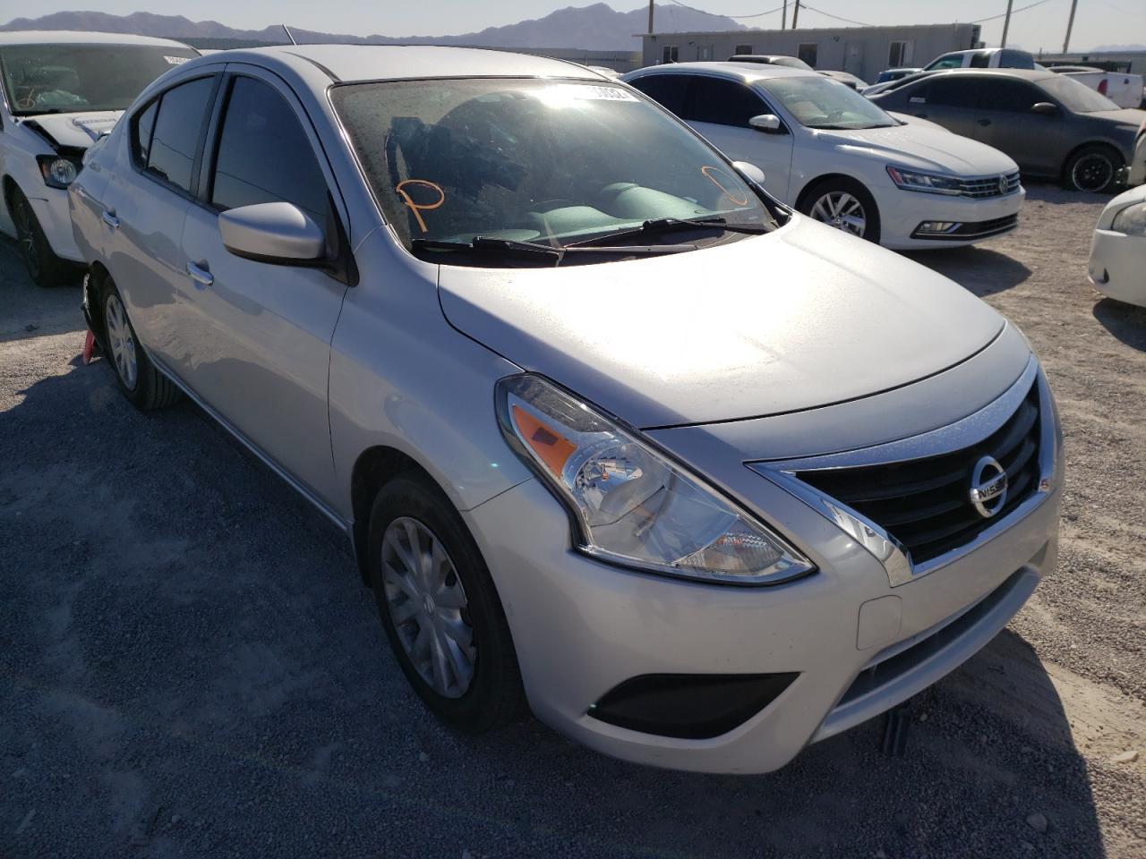 NISSAN VERSA S 2017 with VIN 3N1CN7AP3HL816110 - Photo from auction