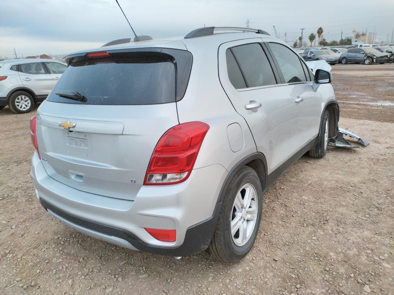 Photo 4 from auction – 2019 CHEVROLET TRAX 1LT with VIN KL7CJLSB9KB892036
