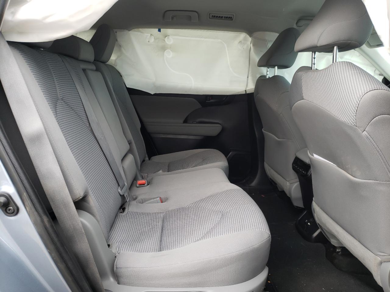 Photo 6 from auction – 2021 TOYOTA HIGHLANDER with VIN 5TDBZRBH3MS109853