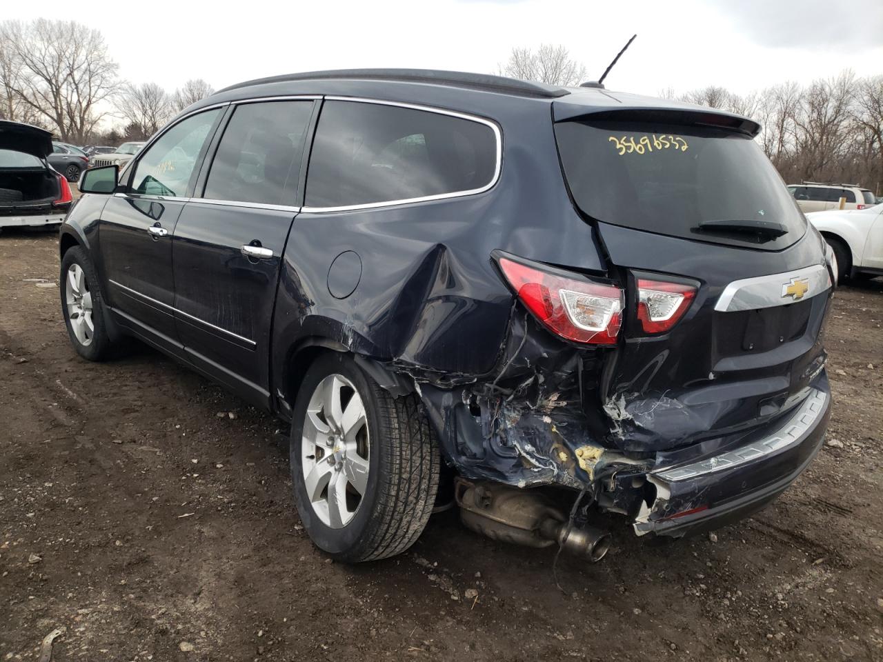 Photo 3 from auction – 2015 CHEVROLET TRAVERSE L with VIN 1GNKRJKD4FJ166293
