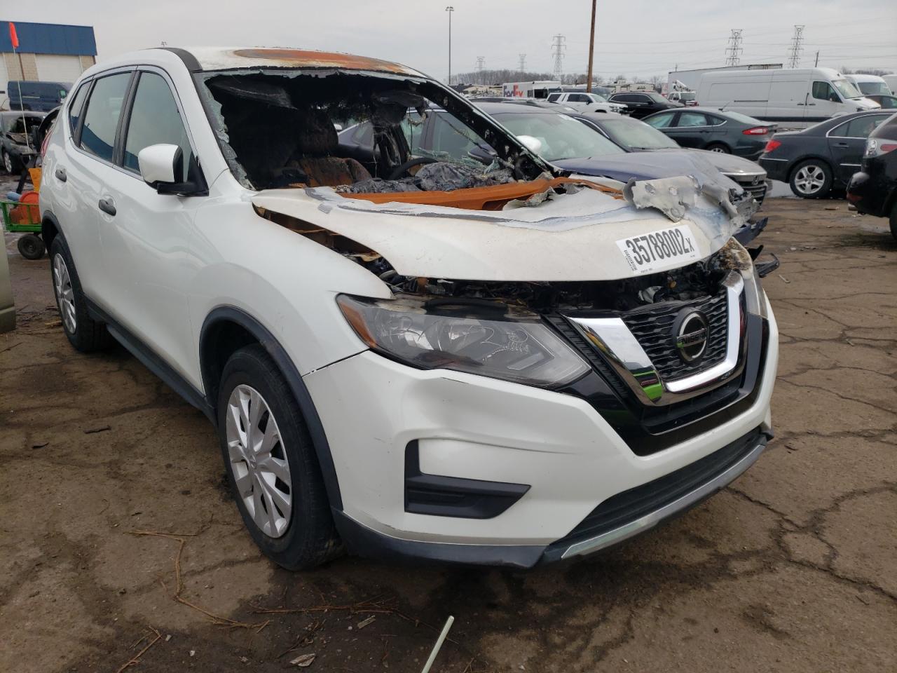 NISSAN ROGUE S 2018 with VIN KNMAT2MT3JP604663 - Photo from auction