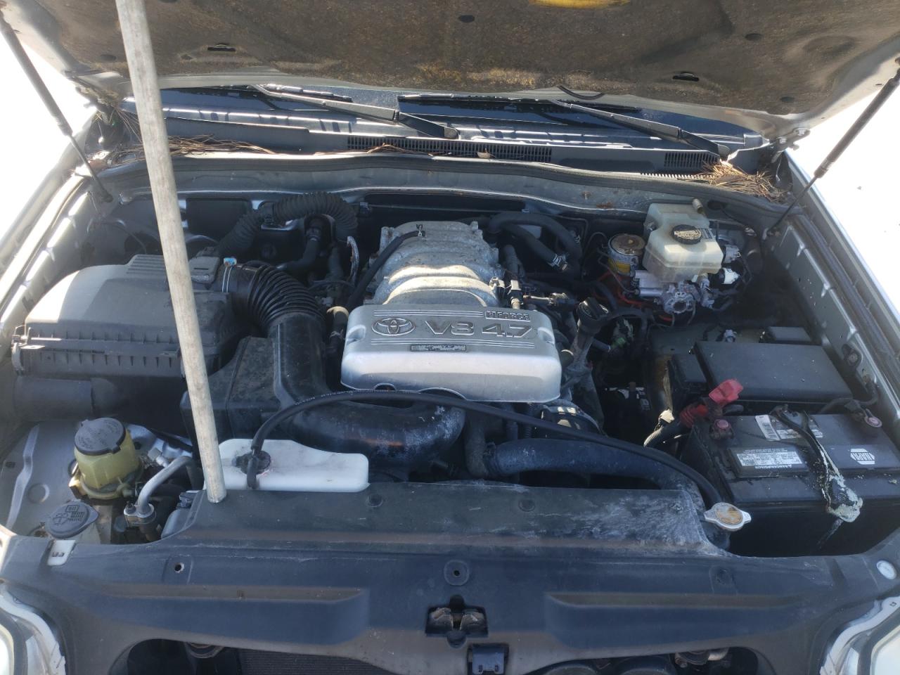 Photo 7 from auction – 2004 TOYOTA 4RUNNER LI with VIN JTEBT17R048015997