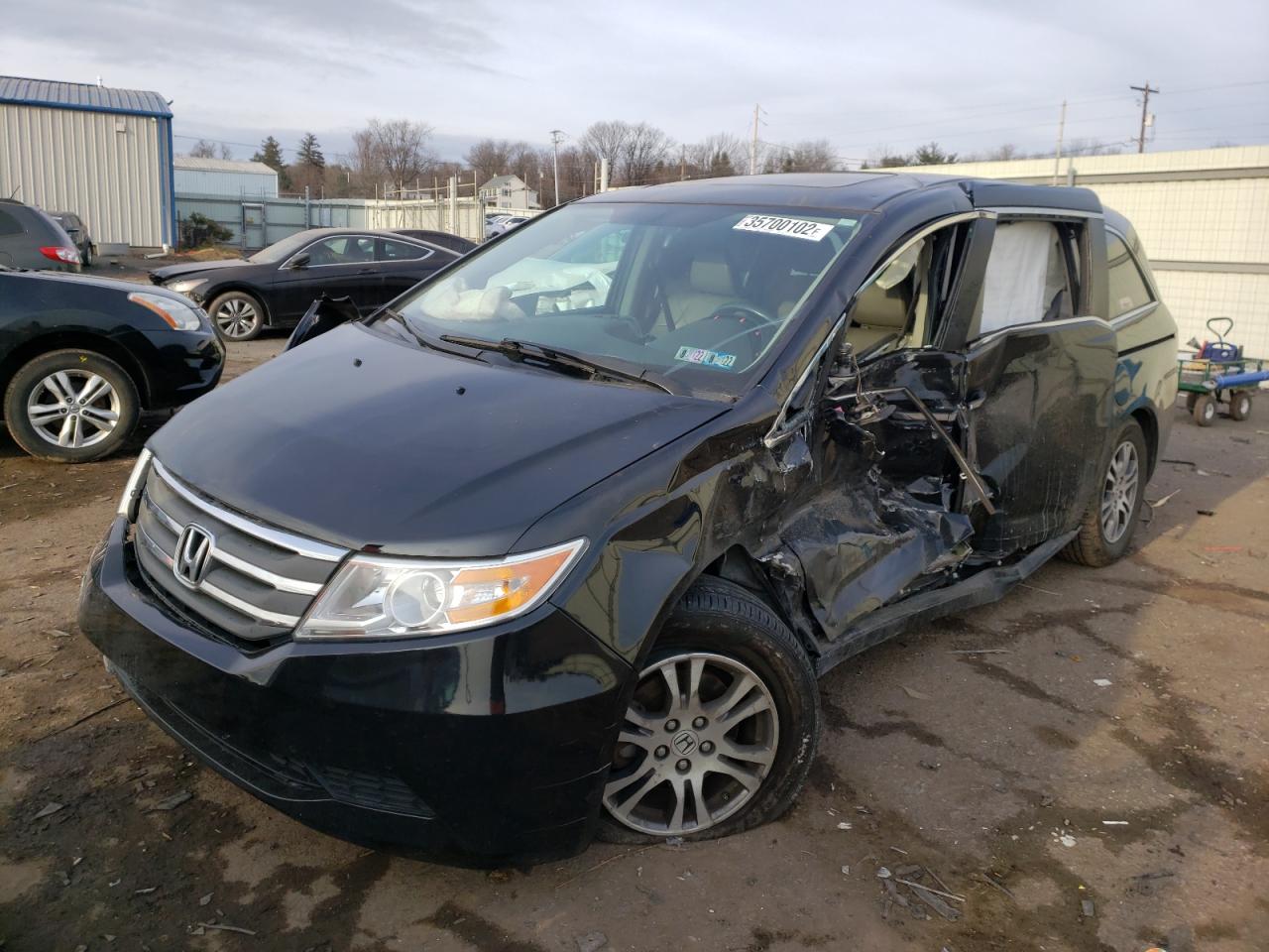 Photo 2 from auction – 2013 HONDA ODYSSEY EX with VIN 5FNRL5H60DB077981