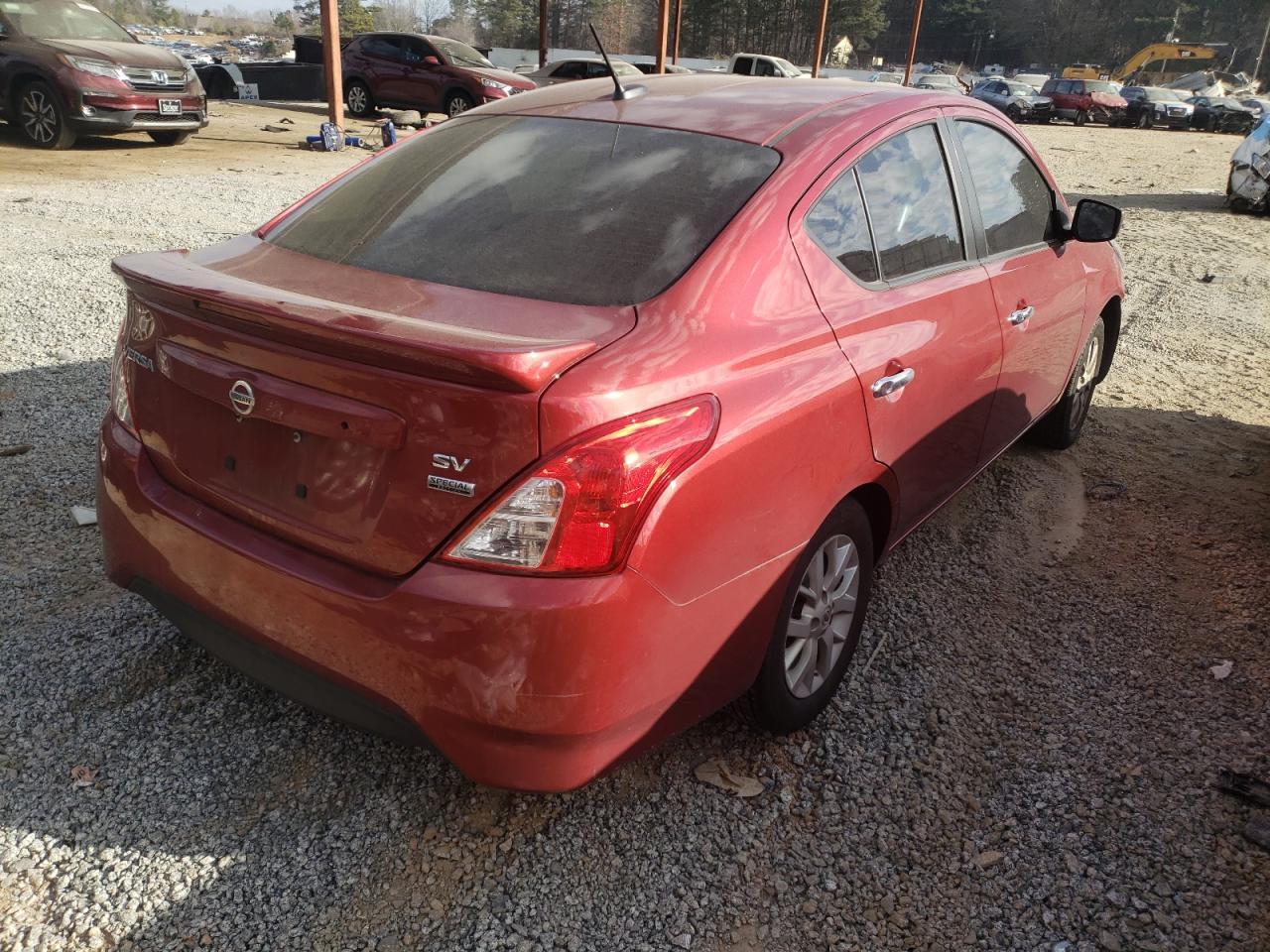 Foto 4 de la subasta – 2019 NISSAN VERSA S con VIN 3N1CN7APXKL817455