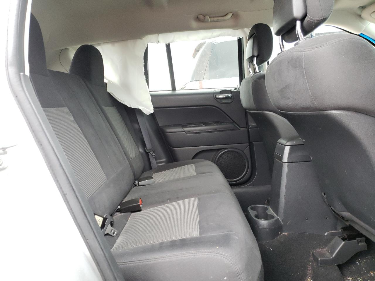 Photo 6 from auction – 2011 JEEP COMPASS SP with VIN 1J4NF1FB1BD211040