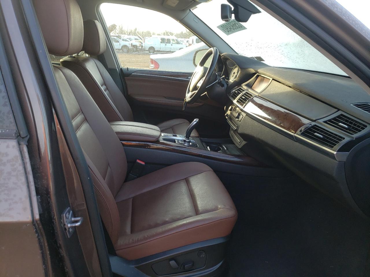 Photo 5 from auction – 2012 BMW X5 XDRIVE3 with VIN 5UXZV4C59CL766527