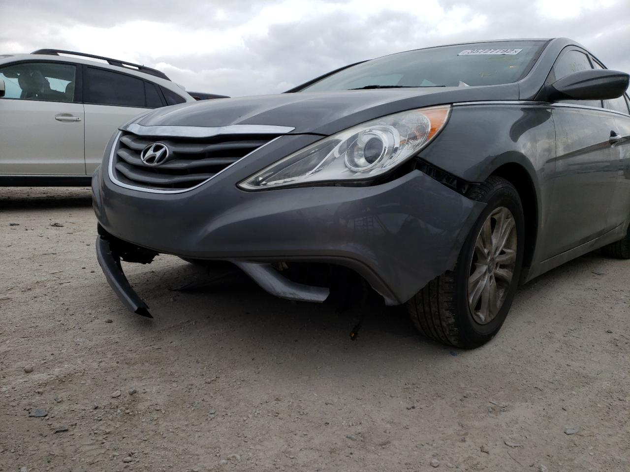 Photo 9 from auction – 2013 HYUNDAI SONATA GLS with VIN 5NPEB4AC9DH516933
