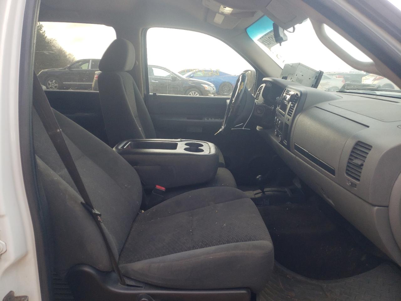 Photo 5 from auction – 2009 CHEVROLET SILVERADO with VIN 2GCEK13C791102750