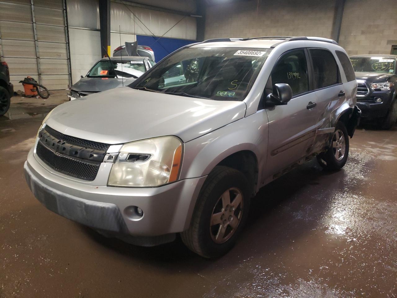 Photo 2 from auction – 2005 CHEVROLET EQUINOX LS with VIN 2CNDL13F156199679