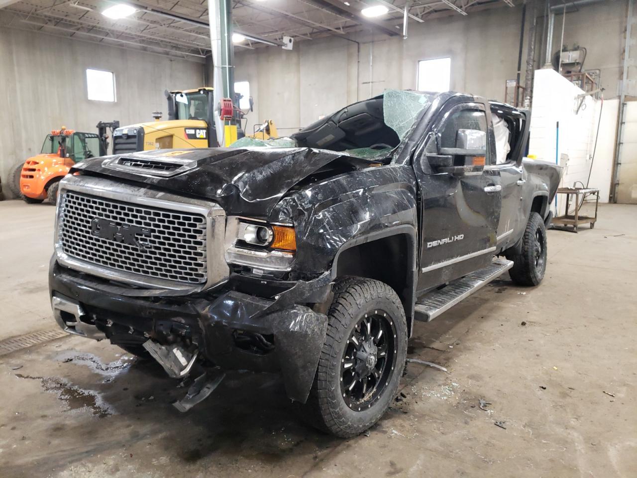 Photo 2 from auction – 2017 GMC SIERRA K35 with VIN 1GT42YEYXHF180959