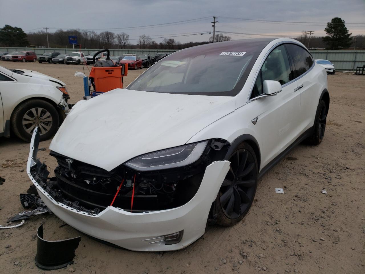 Photo 2 from auction – 2017 TESLA MODEL X with VIN 5YJXCBE22HF078479